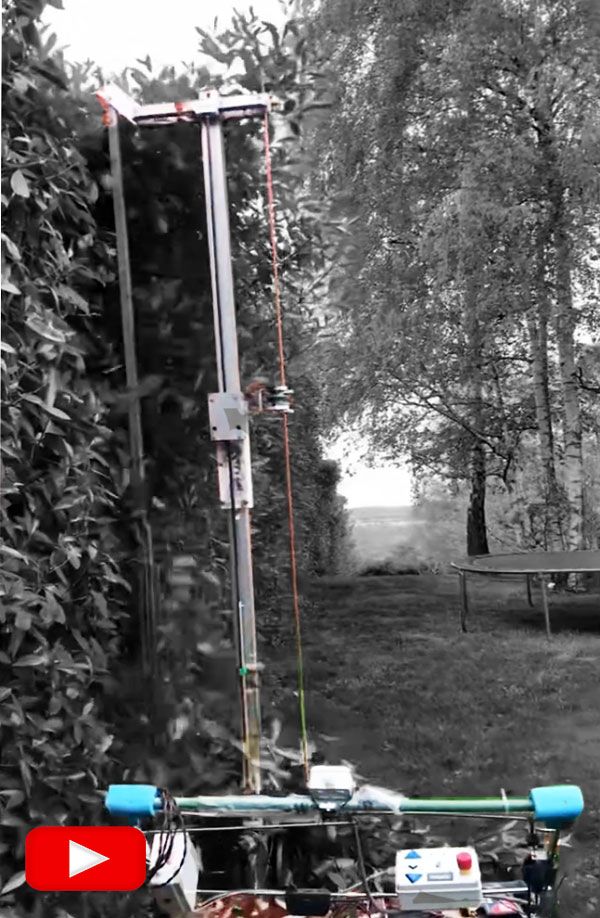 robot auto-livellante per il taglio automatico di siepi 